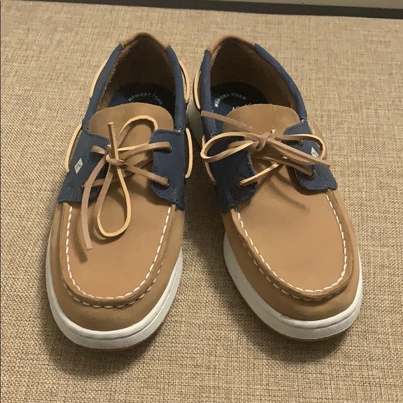 Kid Sperry Shoes - Picture 1 of 5